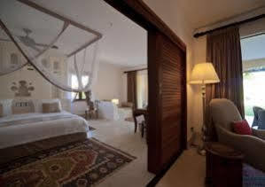 Swahili Villa Coco 2Br Apartment 700M To Beach Mombasa Exterior photo